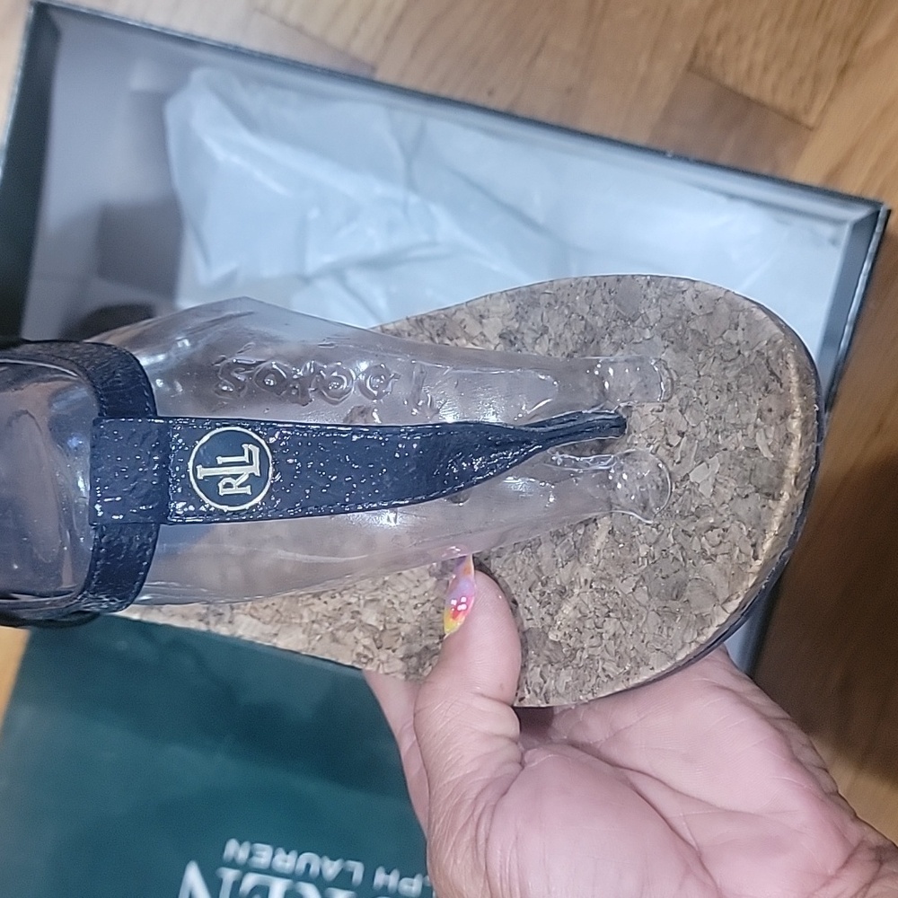 Sandals - Picture 4 of 6